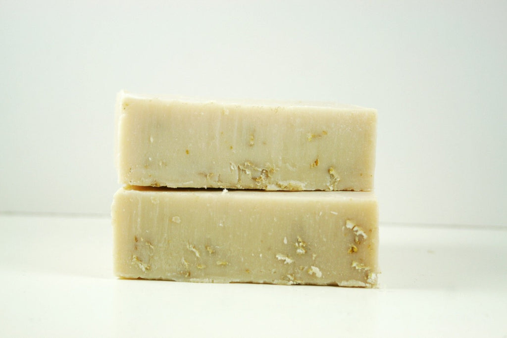 Oatmeal and Honey Facial Soap Maroon Oliver