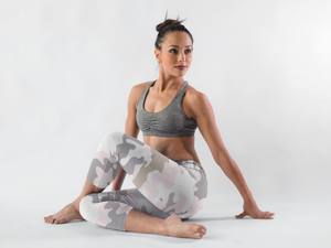 Seamless Pink Camo Capri Leggings
